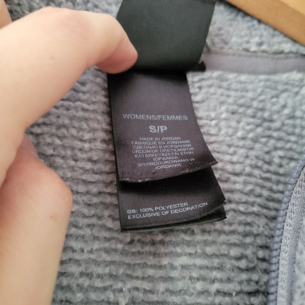North Face Gray Zip Up Fleece Small - Picture 15 of 15
